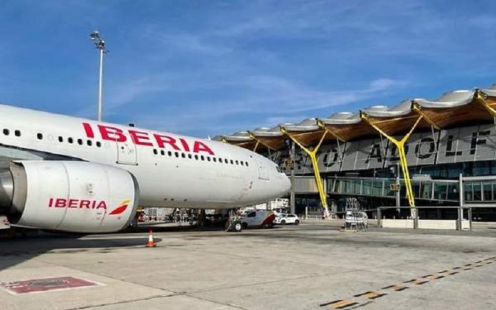 Iberia volará directo de Madrid al pueblo de Papá Noel