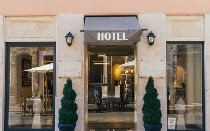 Las pernoctaciones hoteleras en Madrid suben casi un 200 % en marzo